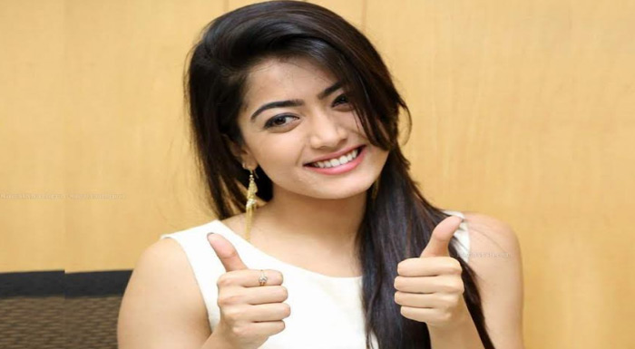 శ్రీదేవి బయోపిక్లో..అవకాశం వస్తే అంతకంటే అదృష్టం ఉందా : రష్మిక మందన శ్రీదేవి బయోపిక్లో..అవకాశం వస్తే అంతకంటే అదృష్టం ఉందా : రష్మిక మందన