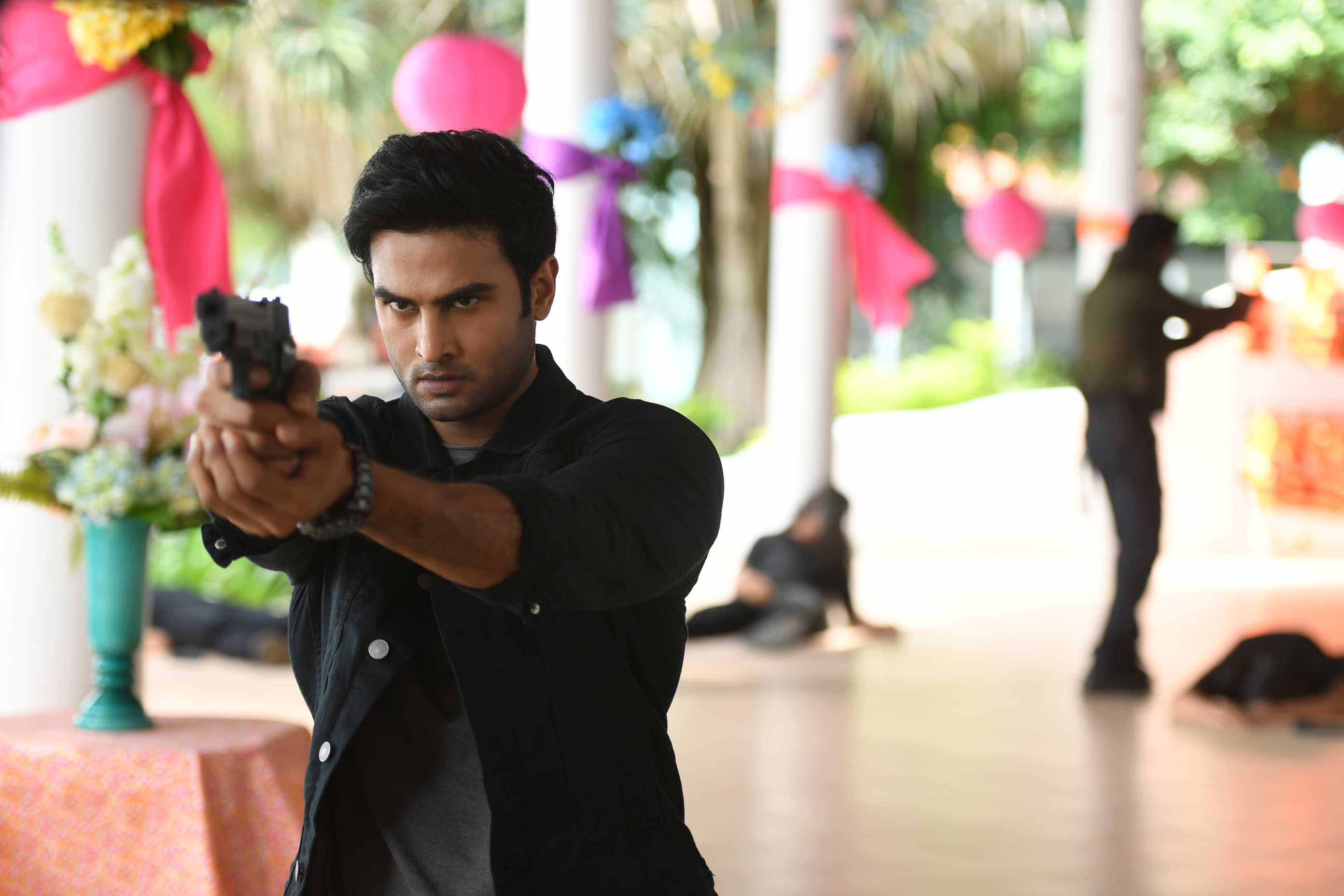 కష్టమొస్తే చీకట్లో ఉండొద్దు….వెలుగులోకి ప్రయతించండి….   ఆ రోజు బాధను ఈ రోజు  పూర్తిగా మర్చిపోయాను : సుదీర్ బాబు