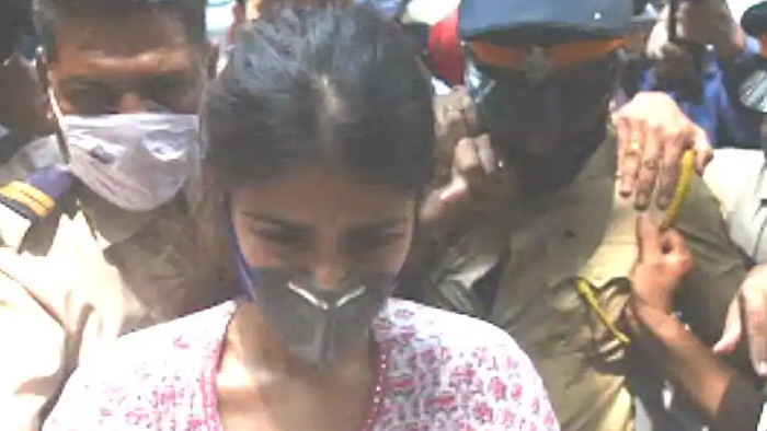 రియా చక్రవర్తి అరెస్ట్…