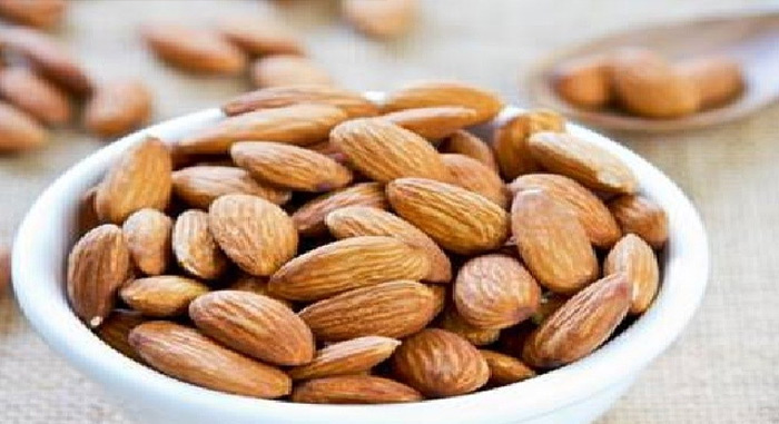 బాదం తింటే గుండెకు మేలు…