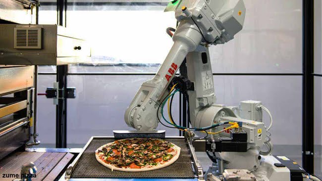 పిజ్జాలు చేసే రోబోలు వచ్చేశాయి!