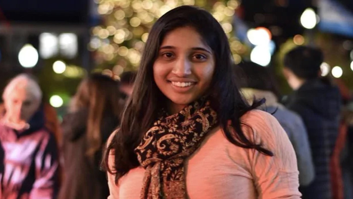 అమెరికాలో తెలుగు యువతి దుర్మరణం