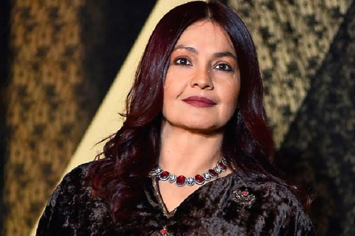 డ్రగ్స్…. డ్రగ్స్…. అని తెగ చర్చిస్తున్నారు వాళ్ళ గురించి ఎవరైనా పట్టించుకున్నారా?: పూజాభట్ ట్వీట్