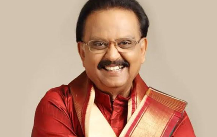 కంచిపీఠానికి ఇల్లు విరాళం