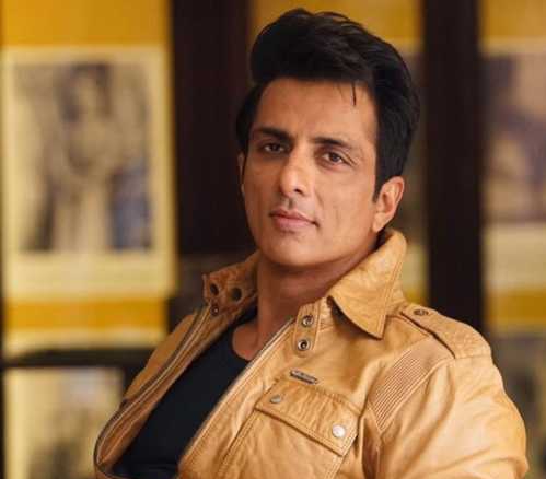 ఆ ఆలోచ‌న లేదు… ప‌ది మందికి సాయం చేయ‌డ‌మే నా ఏకైక ల‌క్ష్యం :  సోనూ సూద్‌