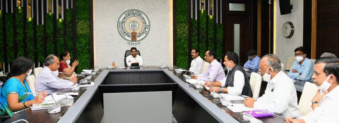 సూపర్‍స్పెషాల్టీ ఆస్పత్రులను ఏర్పాటు చేయండి – జగన్‍