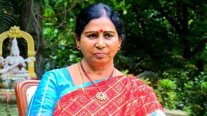 టీడీపీ పొలిట్బ్యూరో కు గల్లా అరుణ రాజీనామా టీడీపీ పొలిట్బ్యూరో కు గల్లా అరుణ రాజీనామా