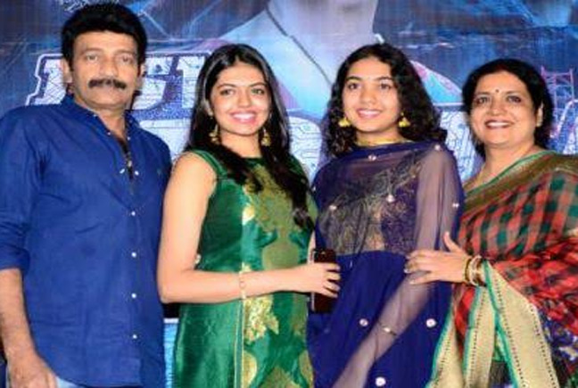 రాజశేఖర్ ఫ్యామిలీ కి కరోనా పాజిటివ్, హాస్పిటల్ లో చేరిక