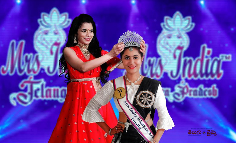 Mrs India Telangana 2020 Winner Hansapriya 