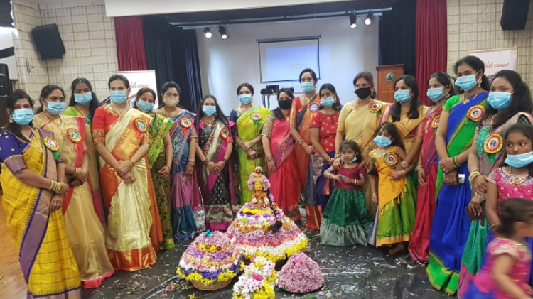 మొట్టమొదటిసారిగా వర్చువల్ బతుకమ్మ వేడుకలను నిర్వయించిన సిడ్నీ బతుకమ్మ & దసరా ఫెస్టివల్