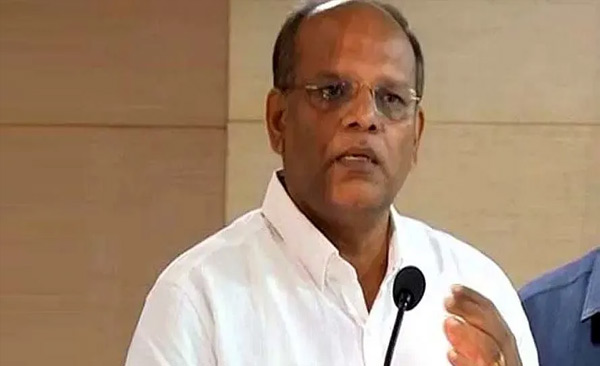 హైదరాబాద్ లో స్పెషలాఫీసర్ల నియామకం