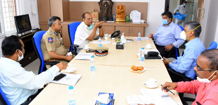 కేంద్ర బృందంతో సీఎస్ సోమేశ్‌ కుమార్ భేటీ