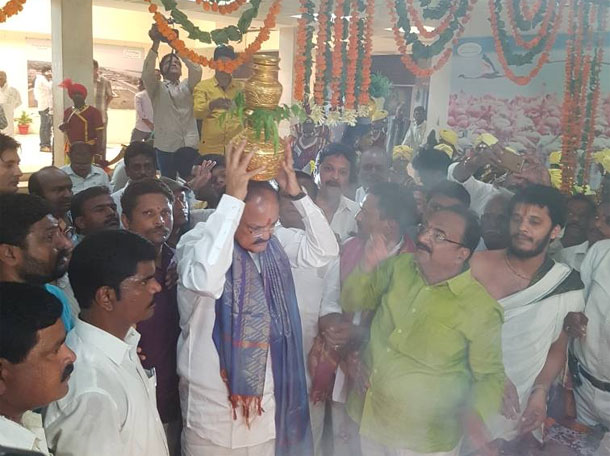 ఢిల్లీలో బోనమెత్తిన వెంకయ్యనాయుడు