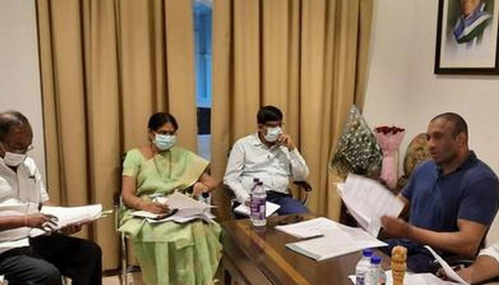 పోలవరం ప్రాజెక్ట్  బాధ్యత కేంద్రానిదే : అనిల్