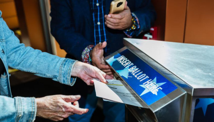 టెక్సాస్ సుప్రీం కోర్ట్ లో రిపబ్లికన్స్ కి చుక్క ఎదురు