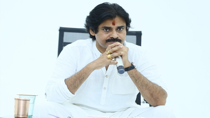 అమరావతి విషయంలోనూ అదే జరిగింది : పవన్