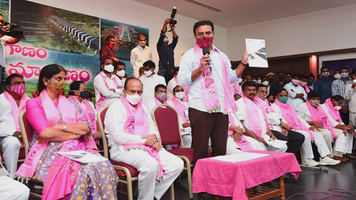 హైదరాబాద్‌ అభివృద్ధిపై 6 సం|| ప్రగతి నివేదిక విడుదల చేసిన కేటీఆర్