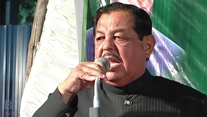 మేం తలుచుకుంటే రెండు నెలల్లో సర్కార్ కూలుతుంది