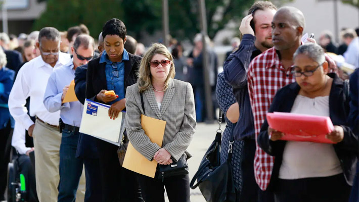 ప్రభుత్వ సాయం కోసం… అమెరికాలో ఎదురుచూపులు ప్రభుత్వ సాయం కోసం… అమెరికాలో ఎదురుచూపులు