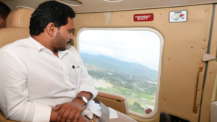 సీఎం వైఎస్ జగన్ ఏరియల్ సర్వే