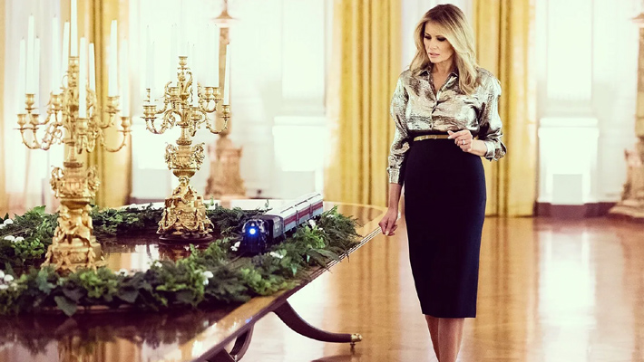 శ్వేత సౌధంలో చివరి క్రిస్మస్ పార్టీ శ్వేత సౌధంలో చివరి క్రిస్మస్ పార్టీ