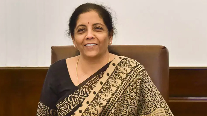 శక్తివంతమైన మహిళల జాబితాలో నిర్మలా సీతారామన్