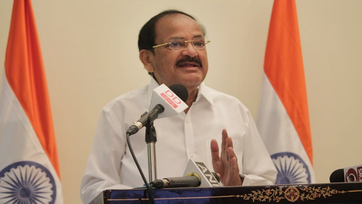 కళాకారులంతా దేశ ప్రతిష్ఠను విశ్వవ్యాప్తం చేయాలి : ఉపరాష్ట్రపతి