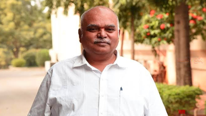 సినిమా పరిశ్రమకు అండగా నిలబడ్డ సీఎం వై.ఎస్.జగన్, మంత్రి మండలికి హృదయ పూర్వక ధన్యవాదాలు:  నిర్మాత ఎన్.వి.ప్రసాద్