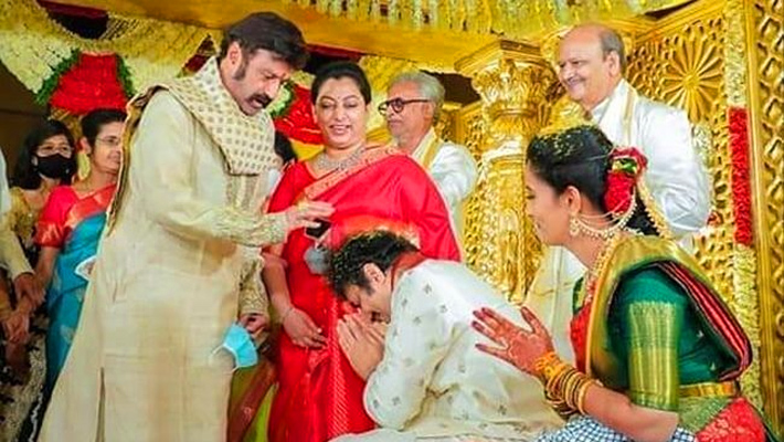 వైభవంగా జరిగిన నందమూరి జయకృష్ణ కుమారుడు చైతన్య కృష్ణ వివాహం