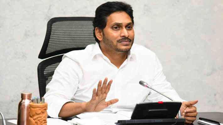 వైఎస్ జగన్ మరో సంచలన నిర్ణయం