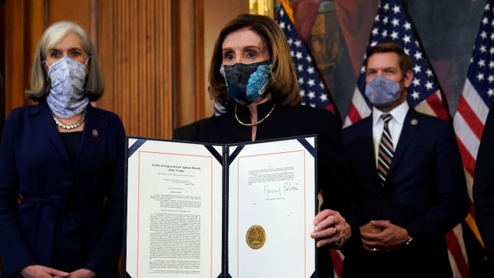 రెండవసారి అభిశంసనకు గురైన మొదటి అమెరికా అధ్యక్షుడు ట్రంప్