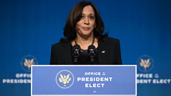 సెనెటర్‌ పదవికి కమలా హారిస్ రాజీనామా..