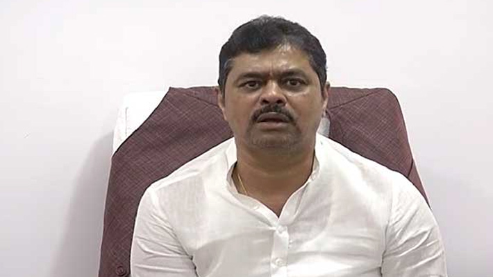 ధర్మాసనం తీర్పుతో వారంతా రాజీనామా చేస్తారా? ధర్మాసనం తీర్పుతో వారంతా రాజీనామా చేస్తారా?