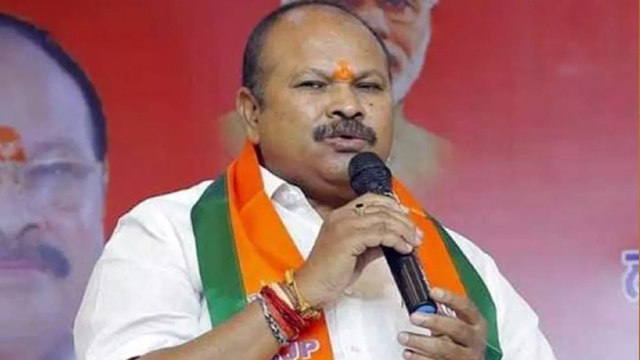 ఇలాంటి ప్రభుత్వాన్ని నా 40 ఏళ్ల రాజకీయ జీవితంలో చూడలేదు