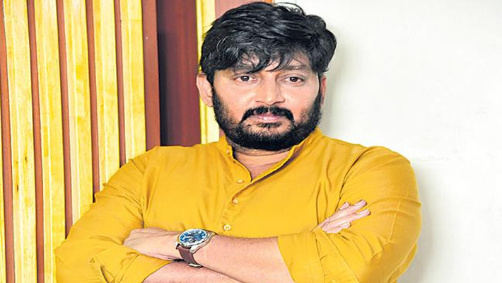 జర్నలిజాన్ని ఎంపిక చేసుకోవడం దేశానికి సేవ చేయడమే! కోట్లు గడించడానికి కాదు :  హీరో  రామ్‌కీ