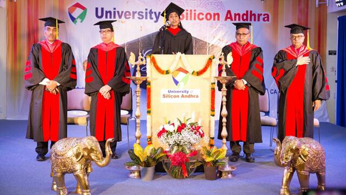 అంతర్జాల మాధ్యమం ద్వారా ఘనంగా సిలికానాంధ్ర విశ్వవిద్యాలయ స్నాతకోత్సవం