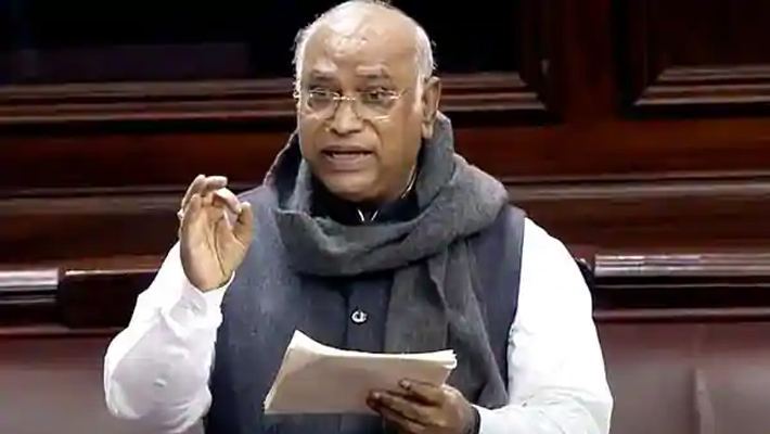 ఆజాద్ స్థానంలోకి మల్లికార్జున ఖర్గే…. ఎందుకంటే…