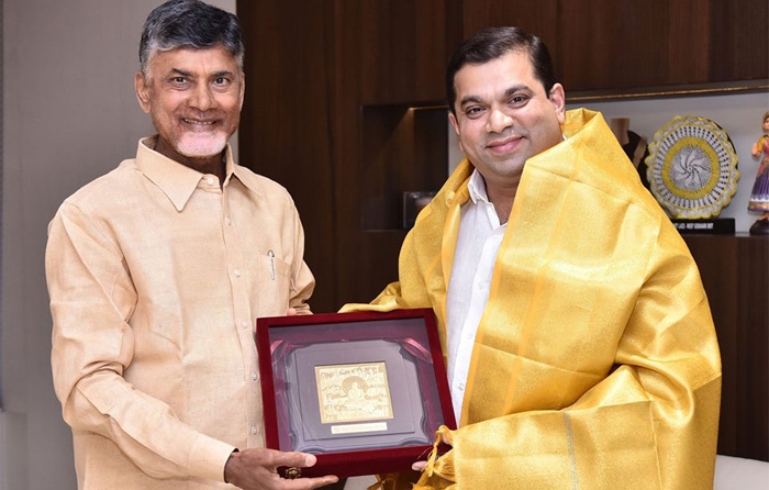 ఐటీలో ఏపీయే మార్గదర్శకం : గోవా ఐటీ  మంత్రి