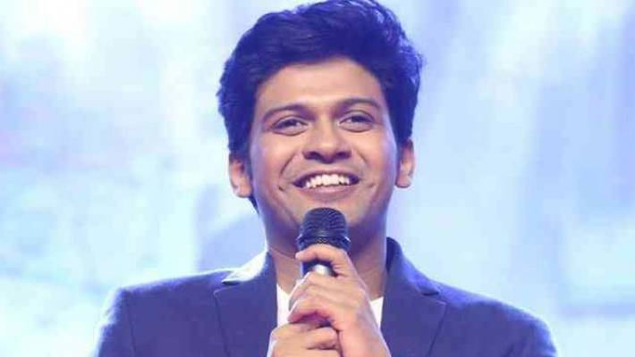 నవీన్ ను చూసి కుళ్లుకుంటున్న హీరోలు