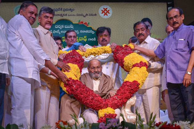 తెలుగుజాతి గర్వించదగ్గ వ్యక్తి  కళాతపస్వి