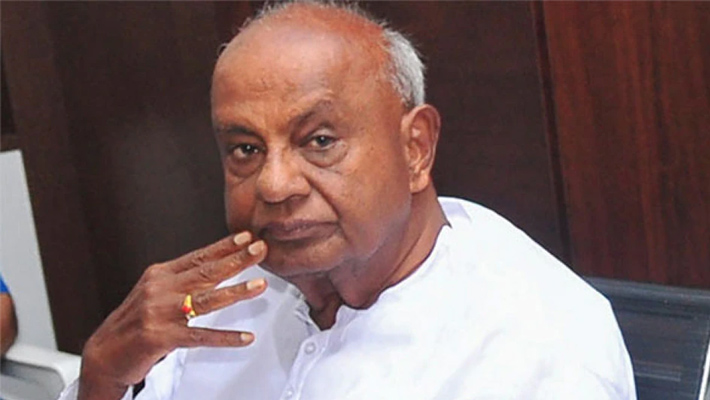 మాజీ ప్రధాని దంపతులకు కరోనా