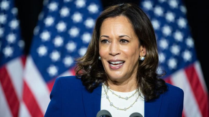 ‘‘గురువులూ! మార్గదర్శకం చేయండి” మత పెద్దలతో కమలా హారిస్ చర్చలు