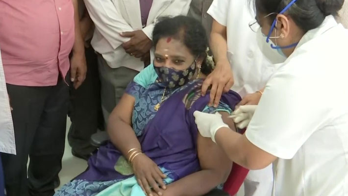 కరోనా టీకా తీసుకున్న తెలంగాణ గవర్నర్