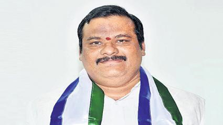 తెలంగాణలో వైసీపీకి బ్రేక్… అధ్యక్ష పదవికి రాజీనామా