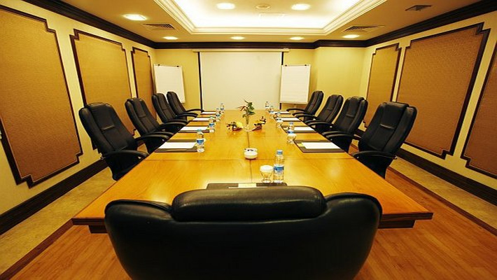 8 రాష్ట్రాల సీఎంల కీలక సమావేశం…?