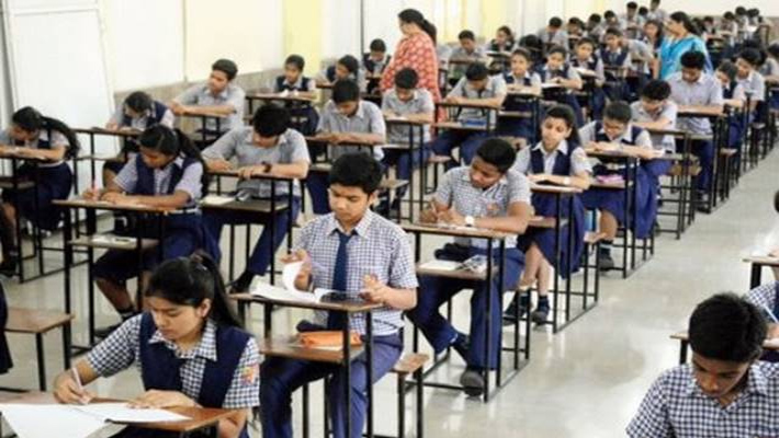 సీబీఎస్ఈ పరీక్షలపై  కేంద్ర కీలక నిర్ణయం