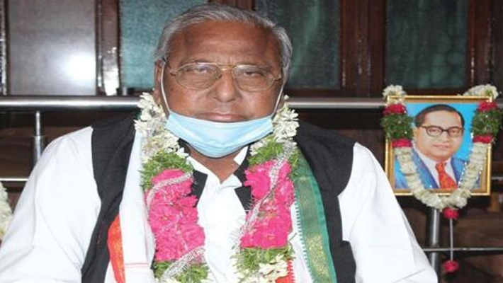 కాంగ్రెస్ సీనియర్ నేత వీహెచ్ దీక్ష విరమణ