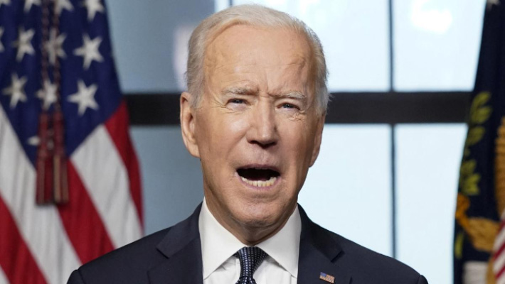 రష్యా అధికారులను బహిష్కరించిన అమెరికా