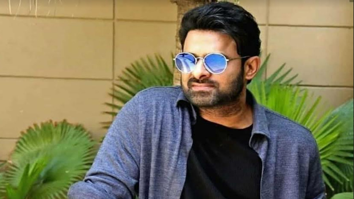 ముందు జాగ్రత్త చర్యగా ప్రభాస్ ఐసోలేషన్ లోకి : వ్యక్తిగత మేకప్ ఆర్టిస్ట్ కు కరోనా పాజిటివ్