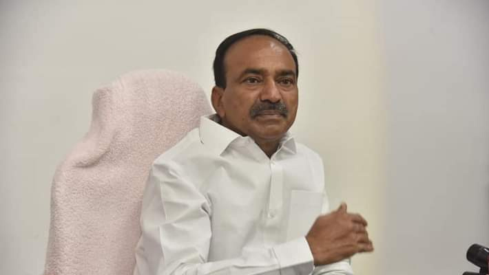 వివక్ష చూపిస్తూ కేంద్రం ఝలక్ ఇచ్చింది : ఈటల రాజేందర్